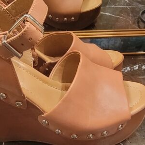 GB  Take Two wedges. Excellent condition Women's Sandals Gianni Bini